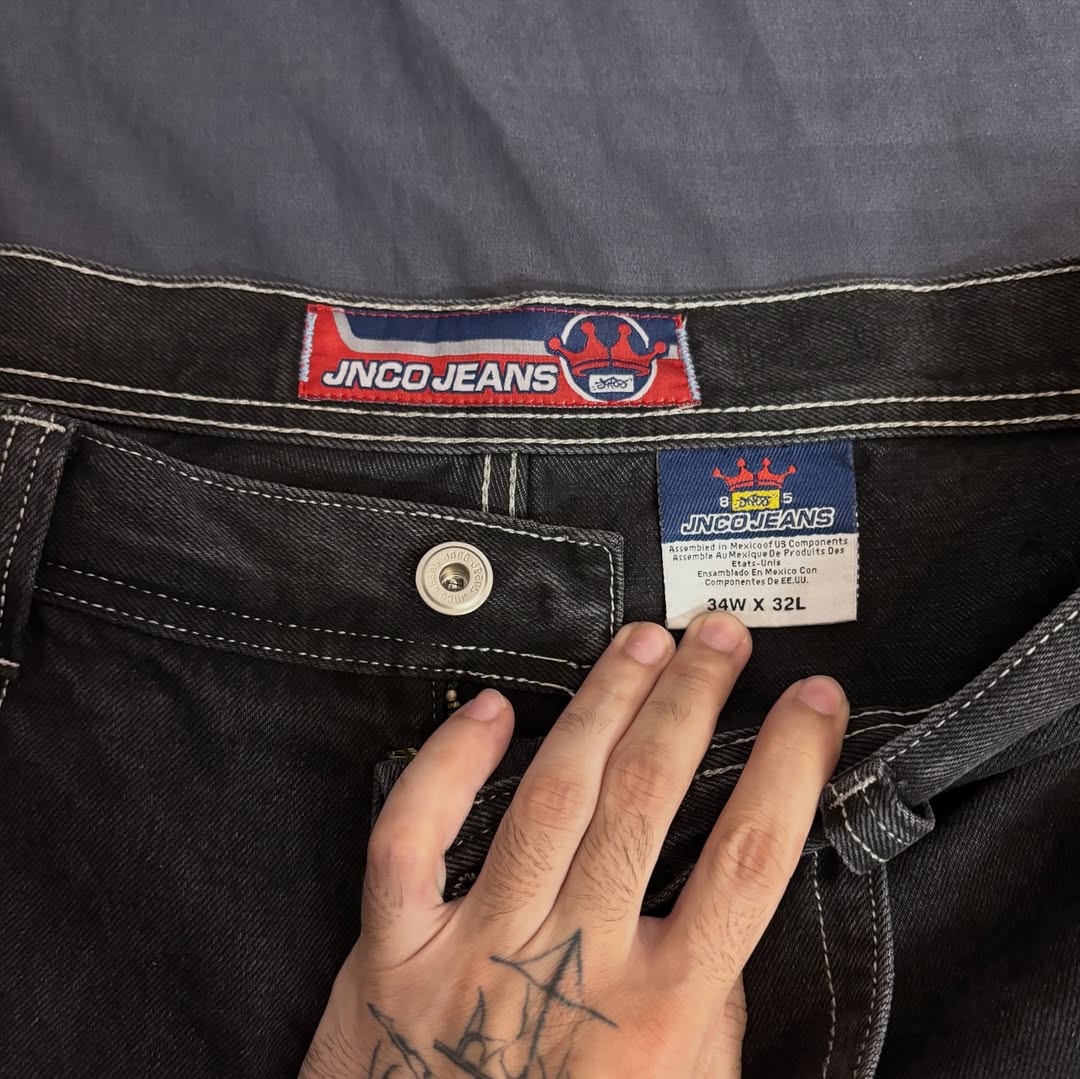 JNCO Big Crown