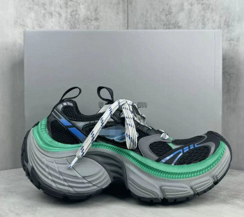 Balenciaga 10XL