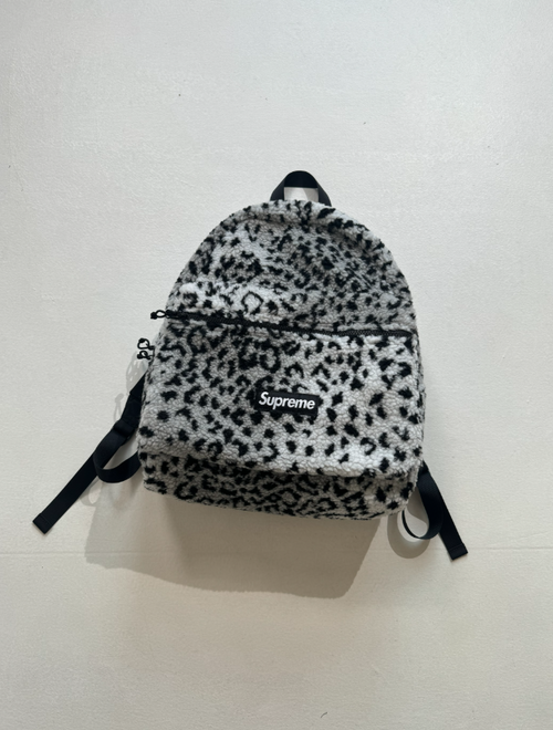 17FW Supreme Leopard Fleece Backpack Bag