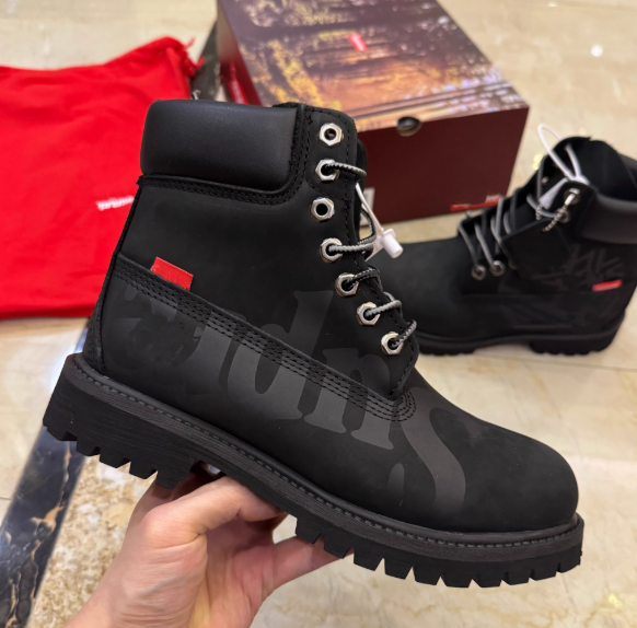 Timberlands X Supreme BIG LOGO Boots – LOWKEYDRIPPED