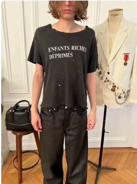 ERD Boxy Distressed Short Sleeve Tshirt
